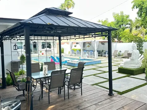 91 Glen Royal Parkway Miami FL 33125