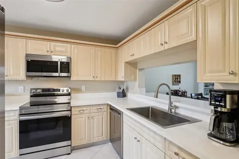 4725 E Lucerne Lakes Boulevard E Lake Worth FL 33467