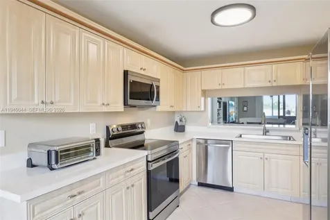 4725 E Lucerne Lakes Boulevard E Lake Worth FL 33467