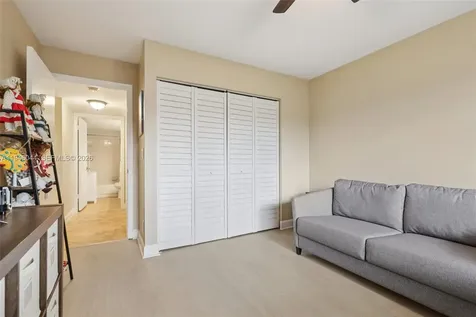 4725 E Lucerne Lakes Boulevard E Lake Worth FL 33467