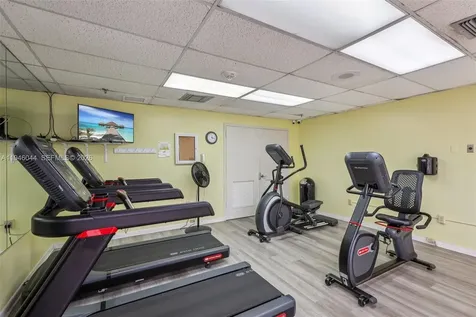 4725 E Lucerne Lakes Boulevard E Lake Worth FL 33467