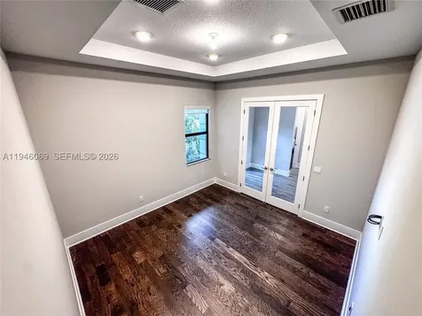 5577 Saint Armands Way Westlake FL 33470