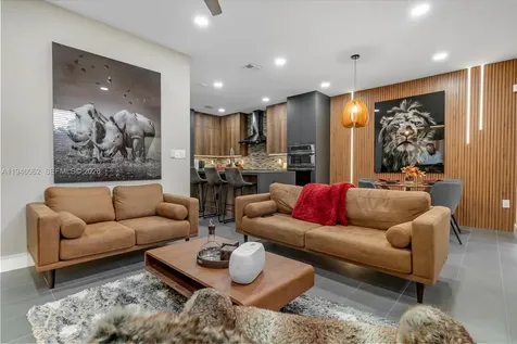 4650 Santa Cruz Way Davie FL 33314