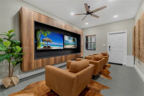 4650 Santa Cruz Way Davie FL 33314