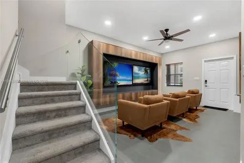4650 Santa Cruz Way Davie FL 33314