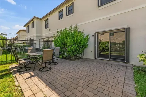 4650 Santa Cruz Way Davie FL 33314