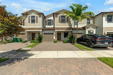 4650 Santa Cruz Way Davie FL 33314