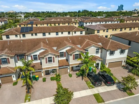 4650 Santa Cruz Way Davie FL 33314