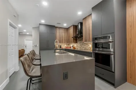 4650 Santa Cruz Way Davie FL 33314