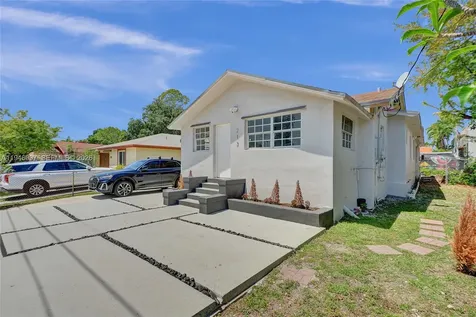 213 NW 34th Terrace Miami FL 33127