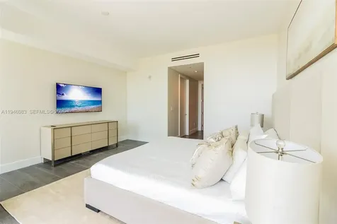 10203 Collins Avenue Bal Harbour FL 33154