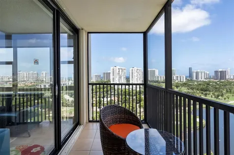 20379 W Country Club Drive Aventura FL 33180