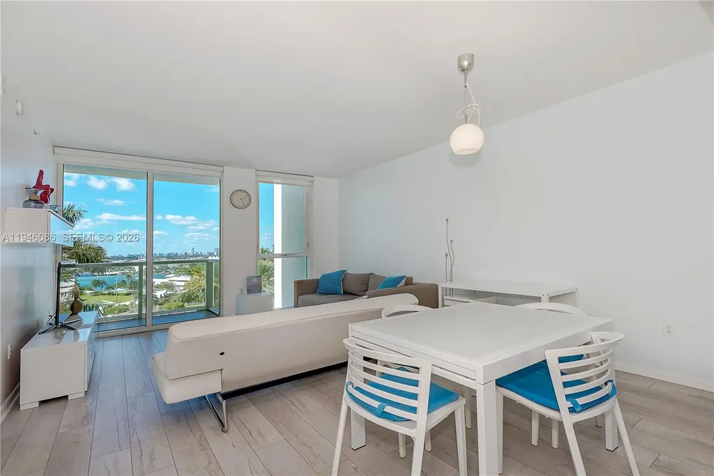 253 NE 2nd Street Miami FL 33132