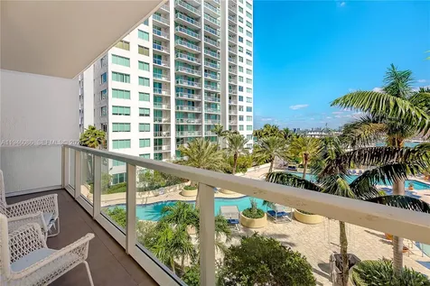 253 NE 2nd Street Miami FL 33132