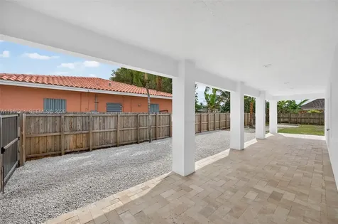 506 NW 7th Street Homestead FL 33030