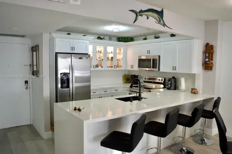 3725 S Ocean Drive Hollywood FL 33019