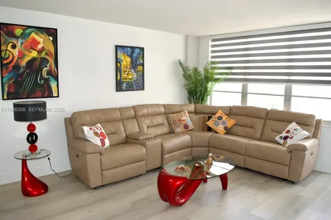 3725 S Ocean Drive Hollywood FL 33019