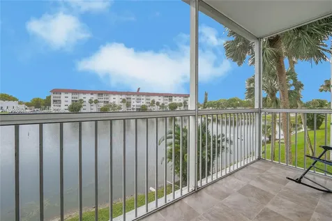 4751 NW 21st Street Lauderhill FL 33313