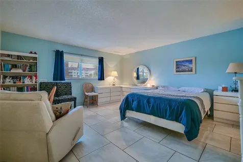 4751 NW 21st Street Lauderhill FL 33313