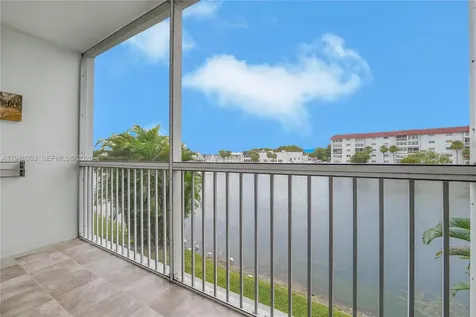4751 NW 21st Street Lauderhill FL 33313