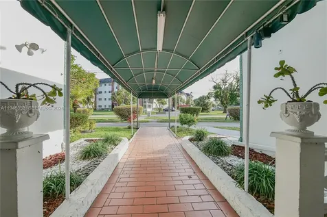 4751 NW 21st Street Lauderhill FL 33313