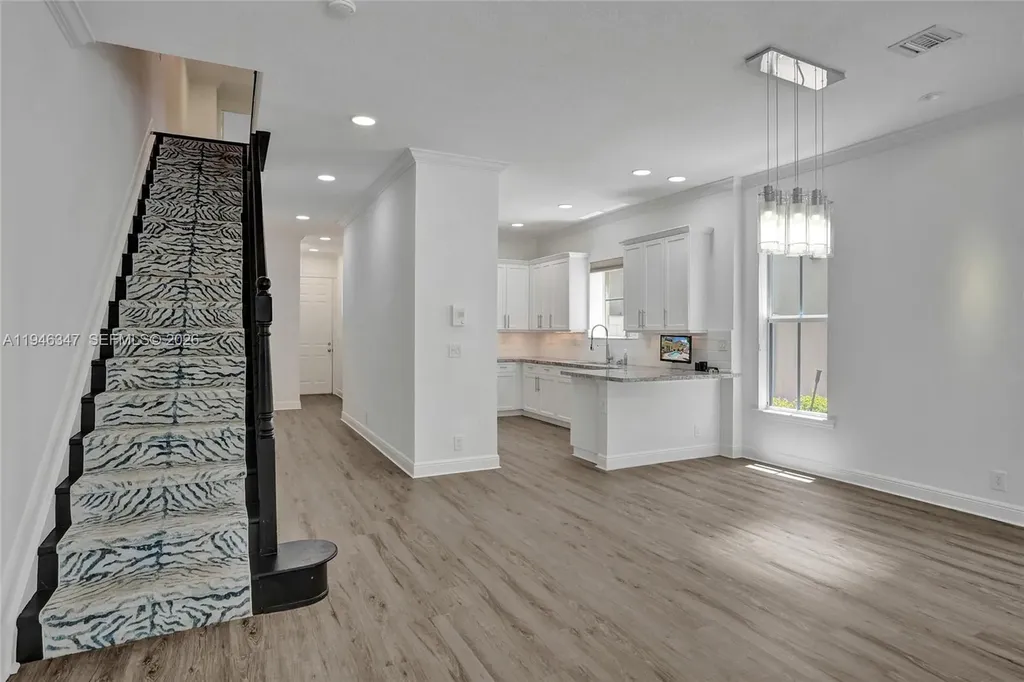 1115 NE 14th Avenue Fort Lauderdale FL 33304