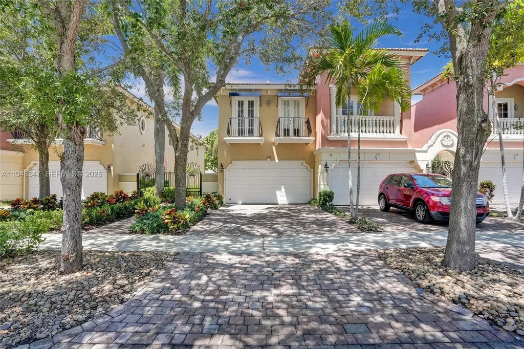 1115 NE 14th Avenue Fort Lauderdale FL 33304