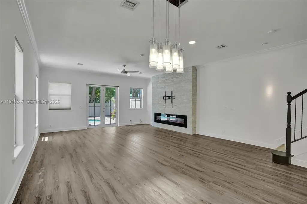 1115 NE 14th Avenue Fort Lauderdale FL 33304