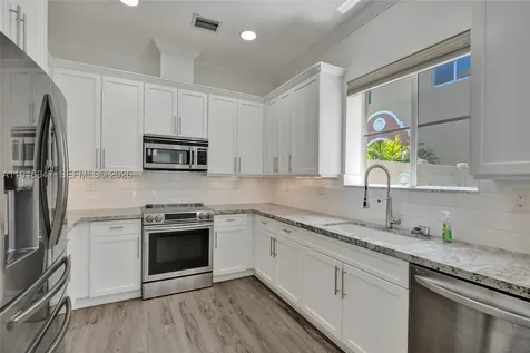 1115 NE 14th Avenue Fort Lauderdale FL 33304