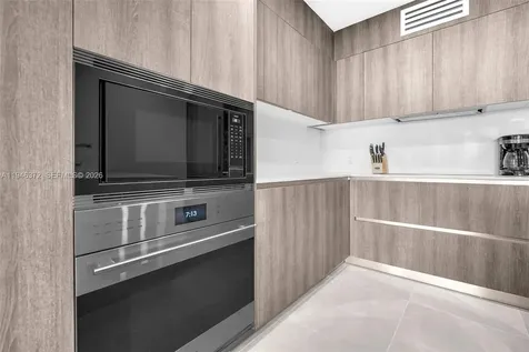 17550 Collins Avenue Sunny Isles Beach FL 33160