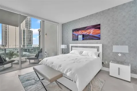 17550 Collins Avenue Sunny Isles Beach FL 33160