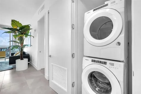 17550 Collins Avenue Sunny Isles Beach FL 33160