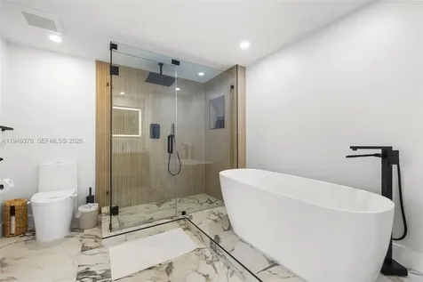 485 Brickell Avenue Miami FL 33131