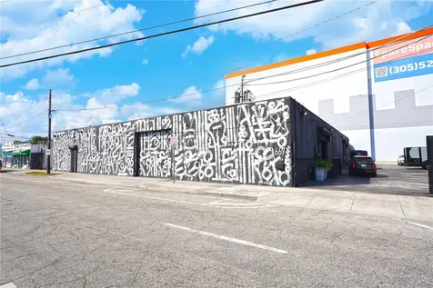 667 NW 29th Street Miami FL 33127