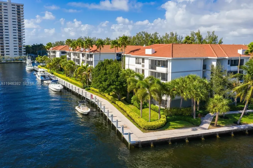 3101 Port Royale Boulevard Fort Lauderdale FL 33308