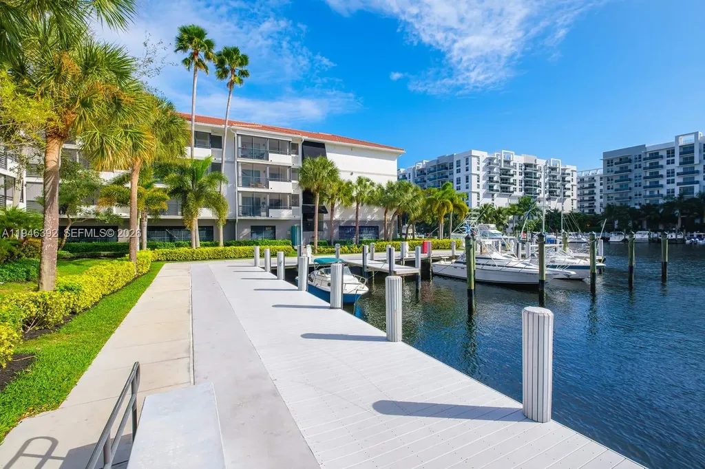 3101 Port Royale Boulevard Fort Lauderdale FL 33308