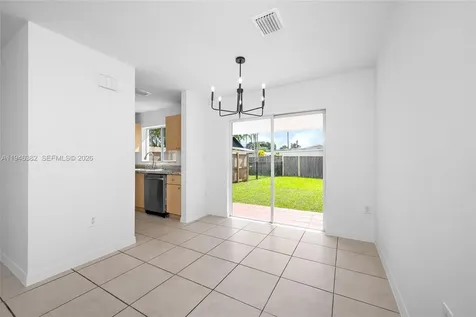 2275 SW 61st Avenue Miami FL 33155