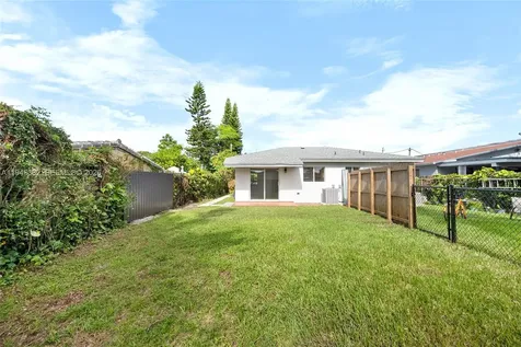2275 SW 61st Avenue Miami FL 33155