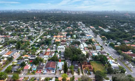 2275 SW 61st Avenue Miami FL 33155