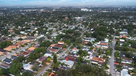 2275 SW 61st Avenue Miami FL 33155