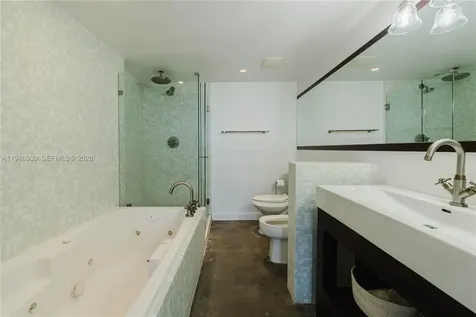 1900 Sunset Harbour Drive Miami Beach FL 33139