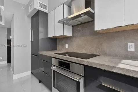 1330 West Avenue Miami Beach FL 33139