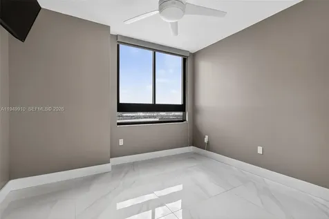 1330 West Avenue Miami Beach FL 33139