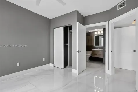 1330 West Avenue Miami Beach FL 33139