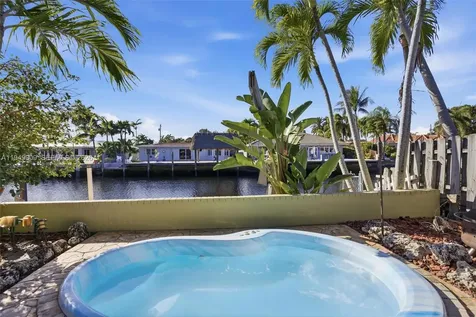2213 NE 16th Avenue Wilton Manors FL 33305