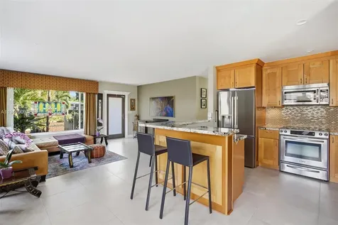 2213 NE 16th Avenue Wilton Manors FL 33305