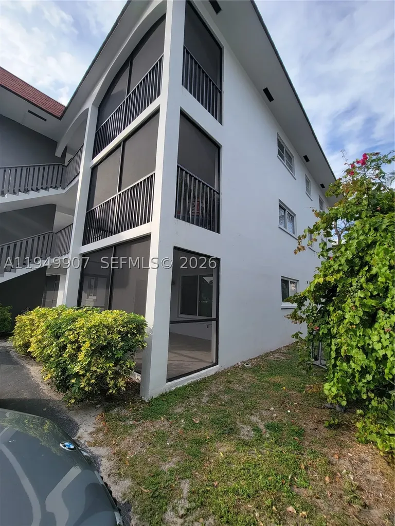 651 Pine Drive Pompano Beach FL 33060