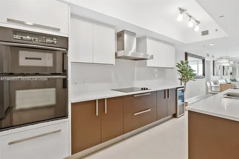 1800 S Ocean Drive Hallandale Beach FL 33009