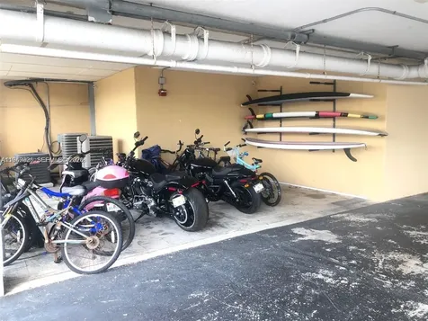 2000 NE 135th Street North Miami FL 33181
