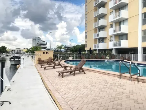2000 NE 135th Street North Miami FL 33181